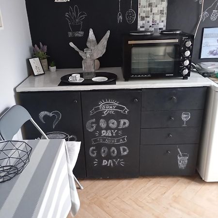 Comfy Studio Lamia Ngoại thất bức ảnh